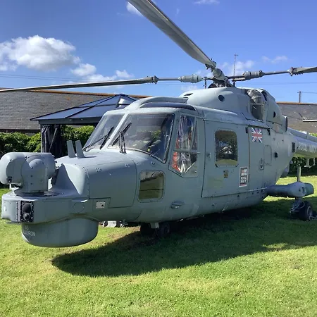 Haelarcher Helicopter Glamping Helston Exterior photo